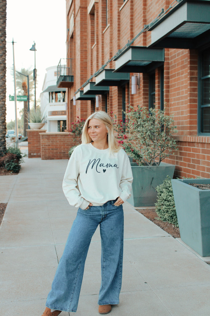 みきmamaオーダー Mama Crewneck – Olive and Poppy Collective